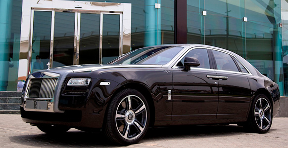 UAE-gets-the-Most-Advanced-Rolls-Royce-Ever---autobotprime